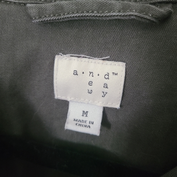 Cropped Jacket - Picture 6 of 9